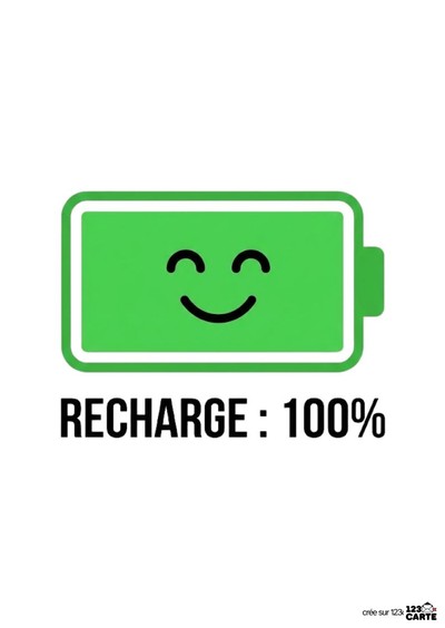 Image sur fond blanc avec une batterie verte souriante. Texte noir « RECHARGE : 100% ». Style graphique simple et épuré. Logo « 123 CARTE » en bas.