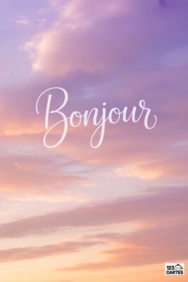 Ciel nuageux aux tons roses et violets avec le mot «Bonjour» écrit en blanc en lettres cursives. Fond doux et pastel.
