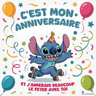 Invitation d'anniversaire mettant en vedette Stitch sur des rollers, entouré de ballons et de motifs festifs, avec le texte en gros caractères.