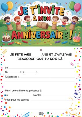 Enfants souriants jouant à la course en sac dehors, entourés de ballons, gâteaux et décorations colorées.