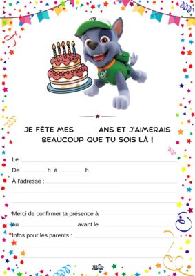 Invitation anniversaire avec un chiot de la Pat'Patrouille, tenant un gâteau d'anniversaire, entouré de confettis et de guirlandes.