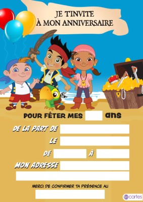 Invitation d'anniversaire Jack Pirates avec un trésor sur une plage, incluant des espaces personnalisables.