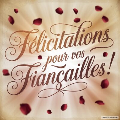Carte de félicitations pour des fiançailles, avec un fond clair et des pétales de rose. Inscription élégante au centre.