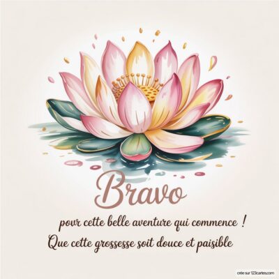 Félicitations sur un fond crème avec une fleur de lotus rose, accompagnée d'un message doux sur la grossesse.
