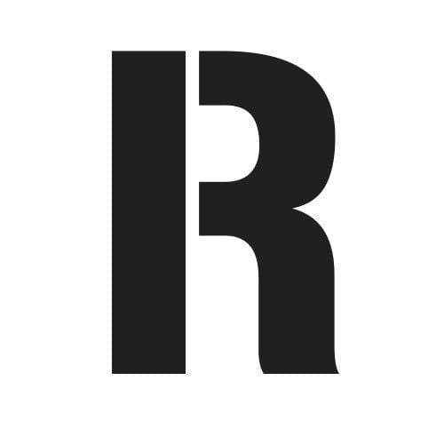 Pochoir lettre R en majuscule.