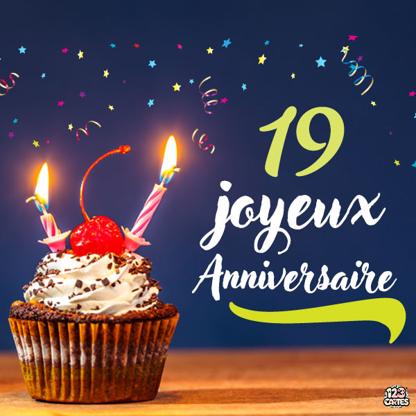 Carte joyeux anniversaire 19 ans avec cupcake décoré de cerises et bougies allumées